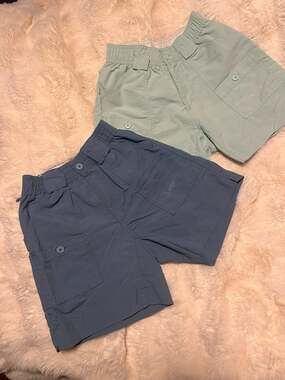 Lot of 2 AFTCO Youth Boys Original Fishing Shorts Blue & Sage Green; Sz: 26 (M)